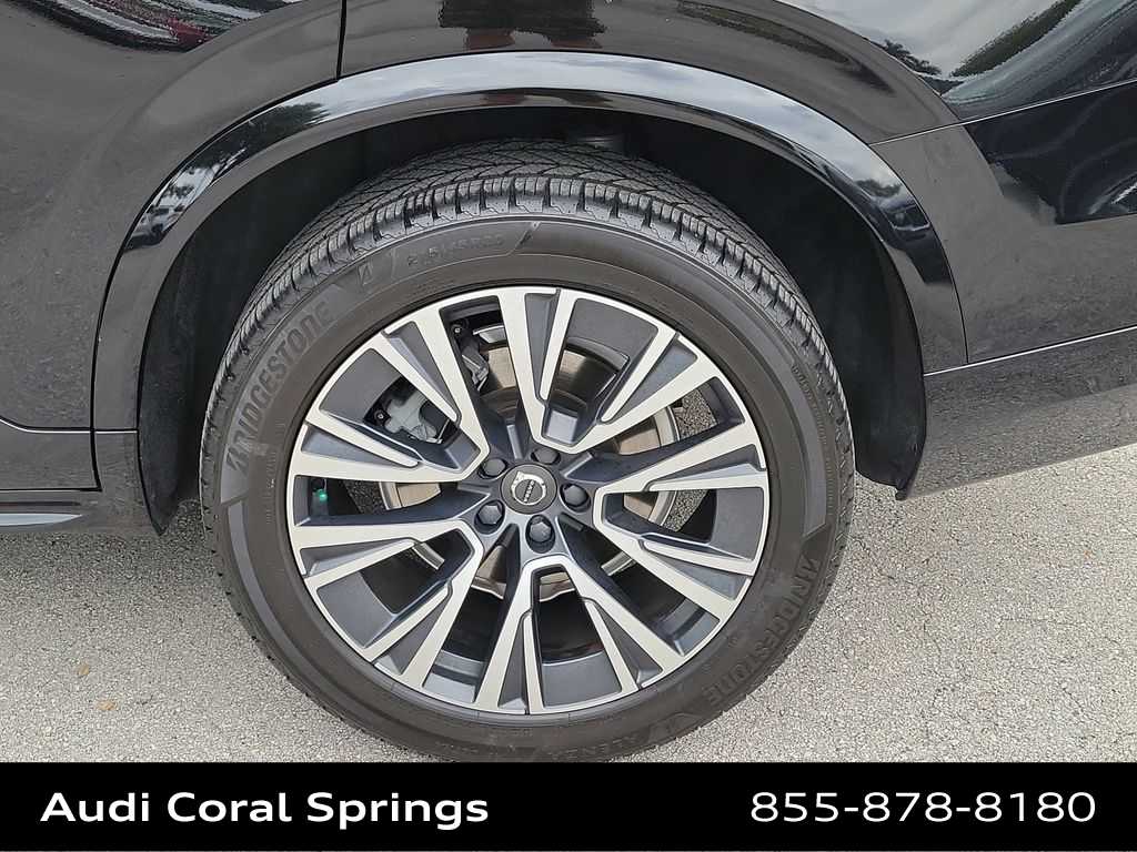 Thumbnail: 2021 Volvo XC90 - 16