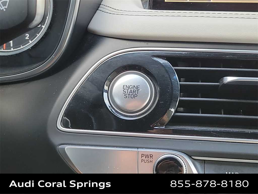 Thumbnail: 2023 Genesis G70 - 27