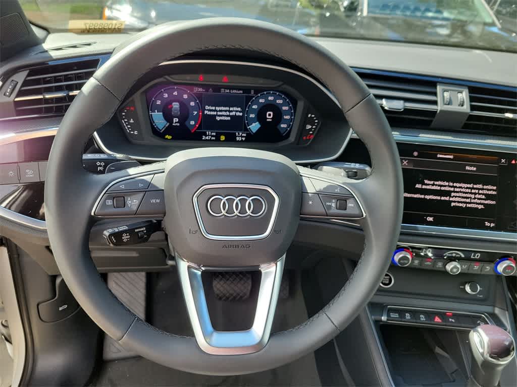 Thumbnail: 2025 Audi Q3 - 15