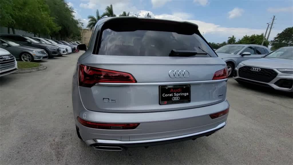 Thumbnail: 2023 Audi Q5 - 8