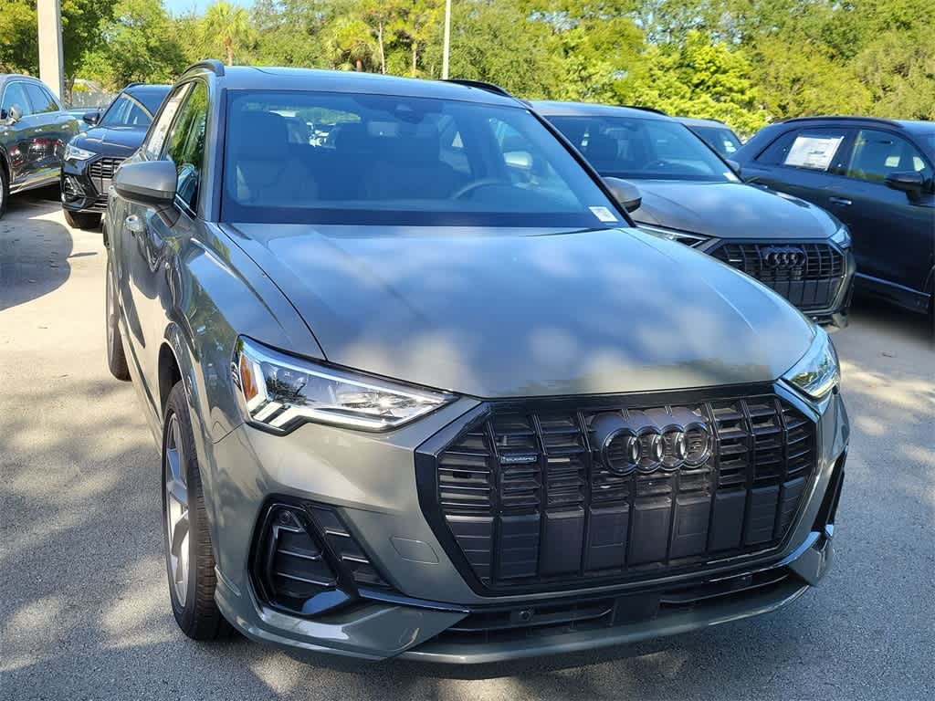 Thumbnail: 2025 Audi Q3 - 6