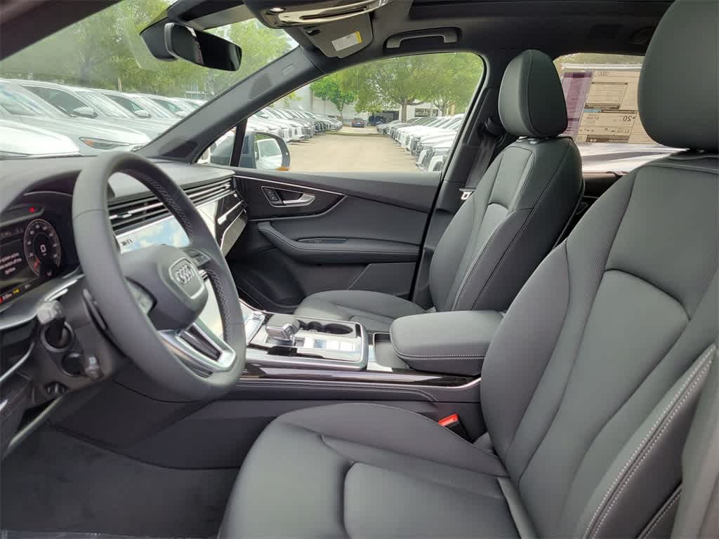 Thumbnail: 2026 Audi Q7 - 11