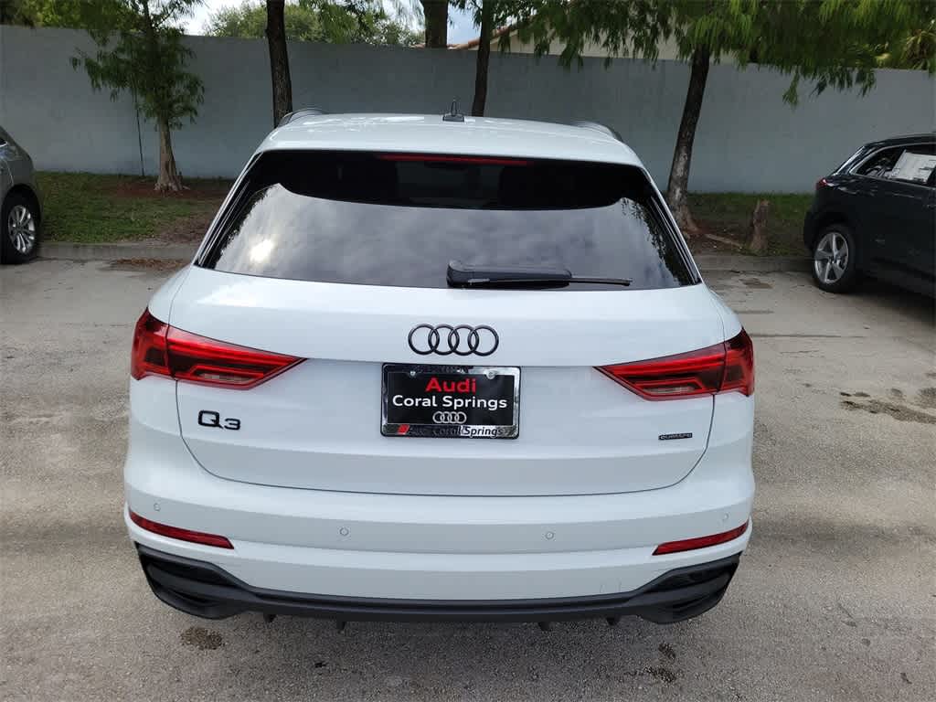 Thumbnail: 2025 Audi Q3 - 7