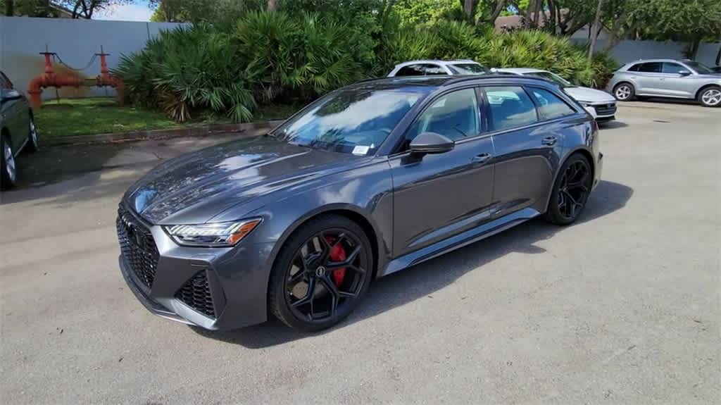 Thumbnail: 2025 Audi RS 6 - 4