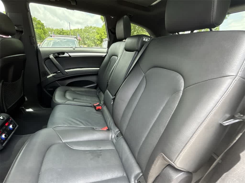2015 Audi Q7 Prestige 27