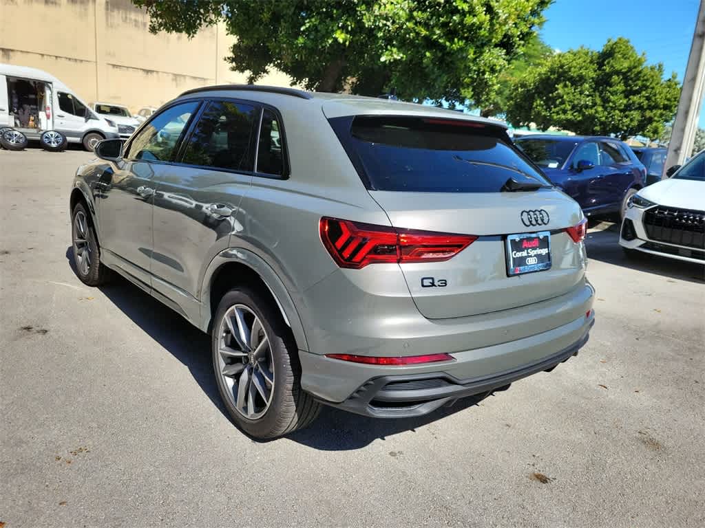 Thumbnail: 2025 Audi Q3 - 6