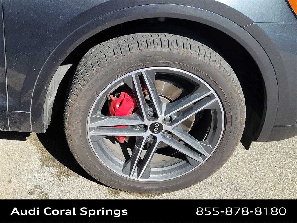 Thumbnail: 2025 Audi Q5 - 17