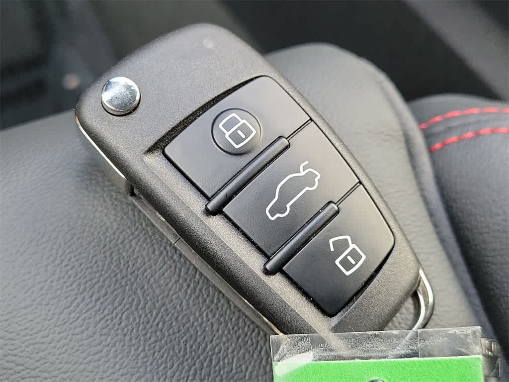 Thumbnail: 2025 Audi Q3 - 20