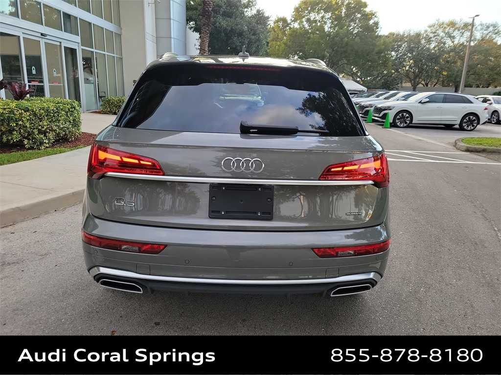 Thumbnail: 2023 Audi Q5 - 7