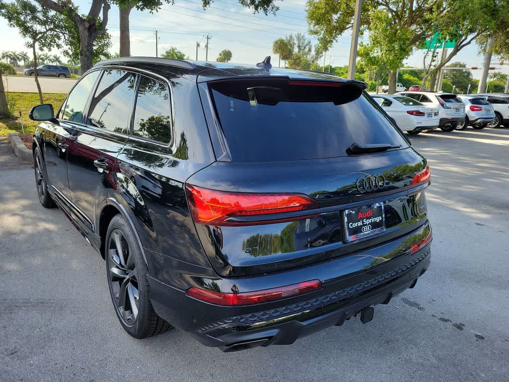 Thumbnail: 2026 Audi Q7 - 12