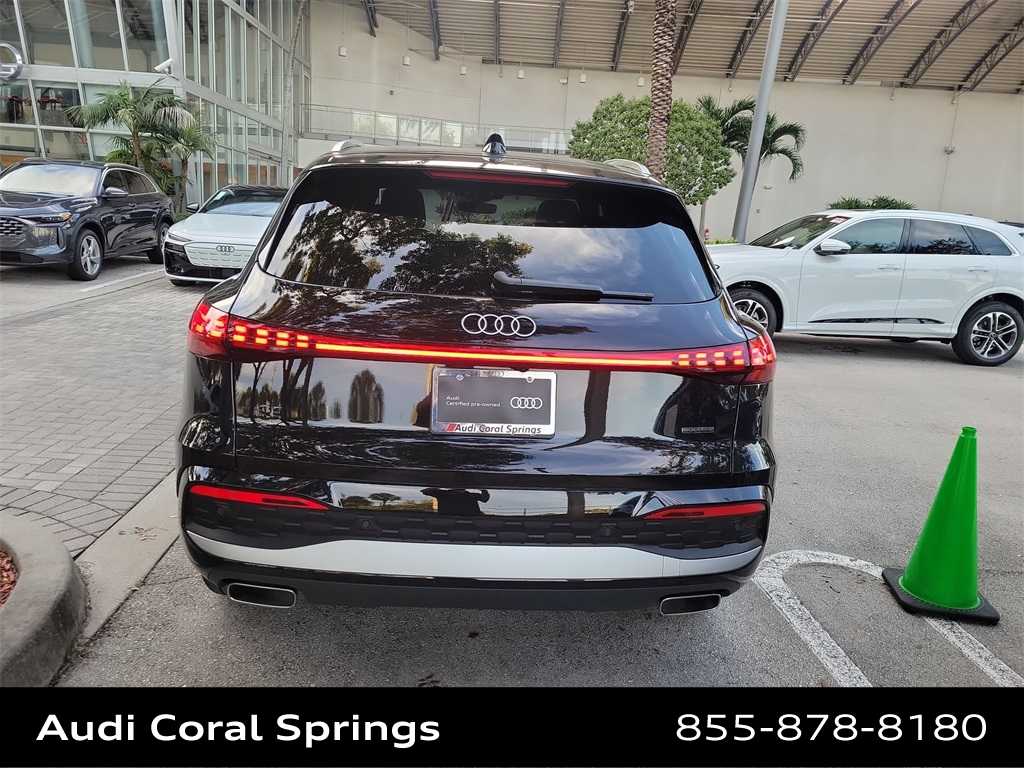 Thumbnail: 2025 Audi Q5 - 7