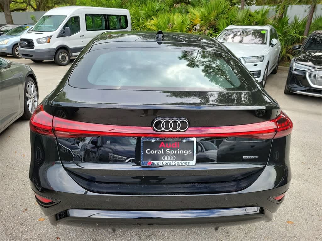 Thumbnail: 2025 Audi e-tron S - 5