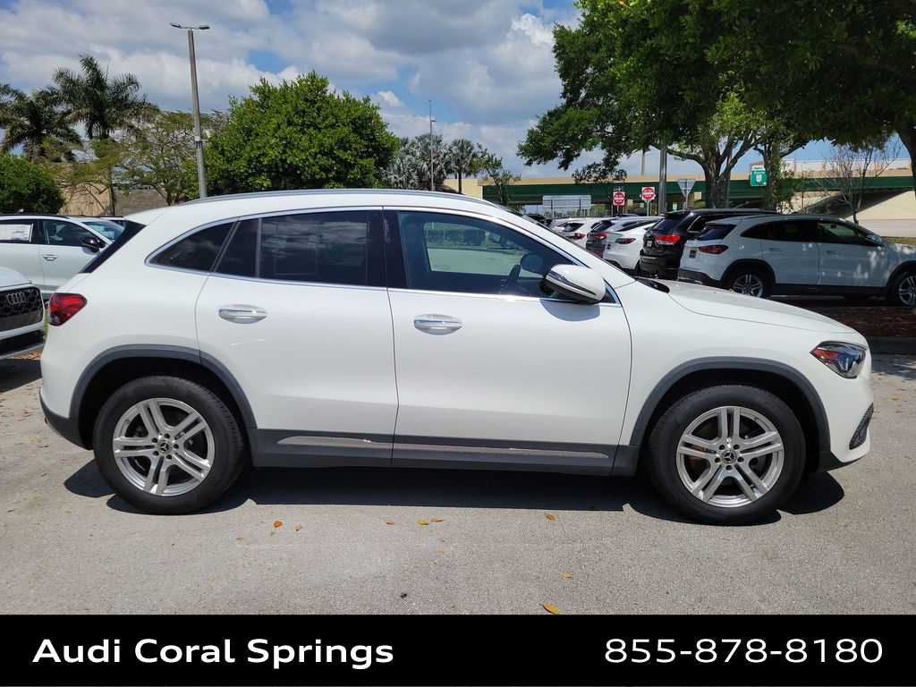 Thumbnail: 2023 Mercedes-Benz GLA - 9