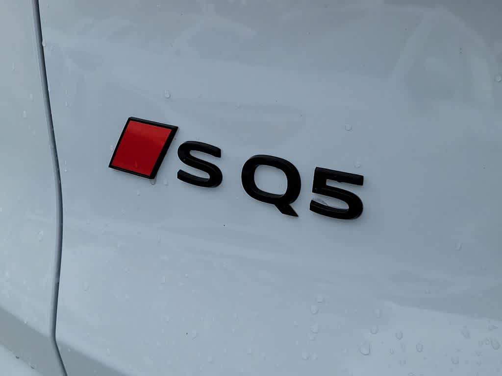 Thumbnail: 2026 Audi SQ5 - 15