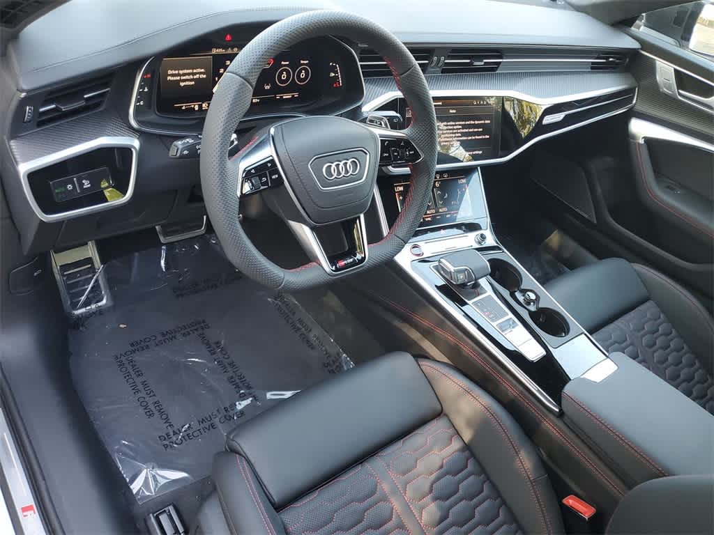 Thumbnail: 2025 Audi RS 6 - 10