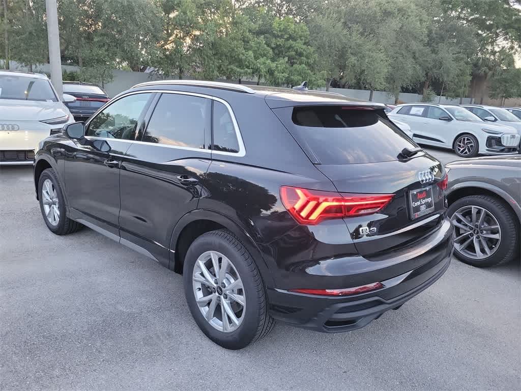 Thumbnail: 2025 Audi Q3 - 3