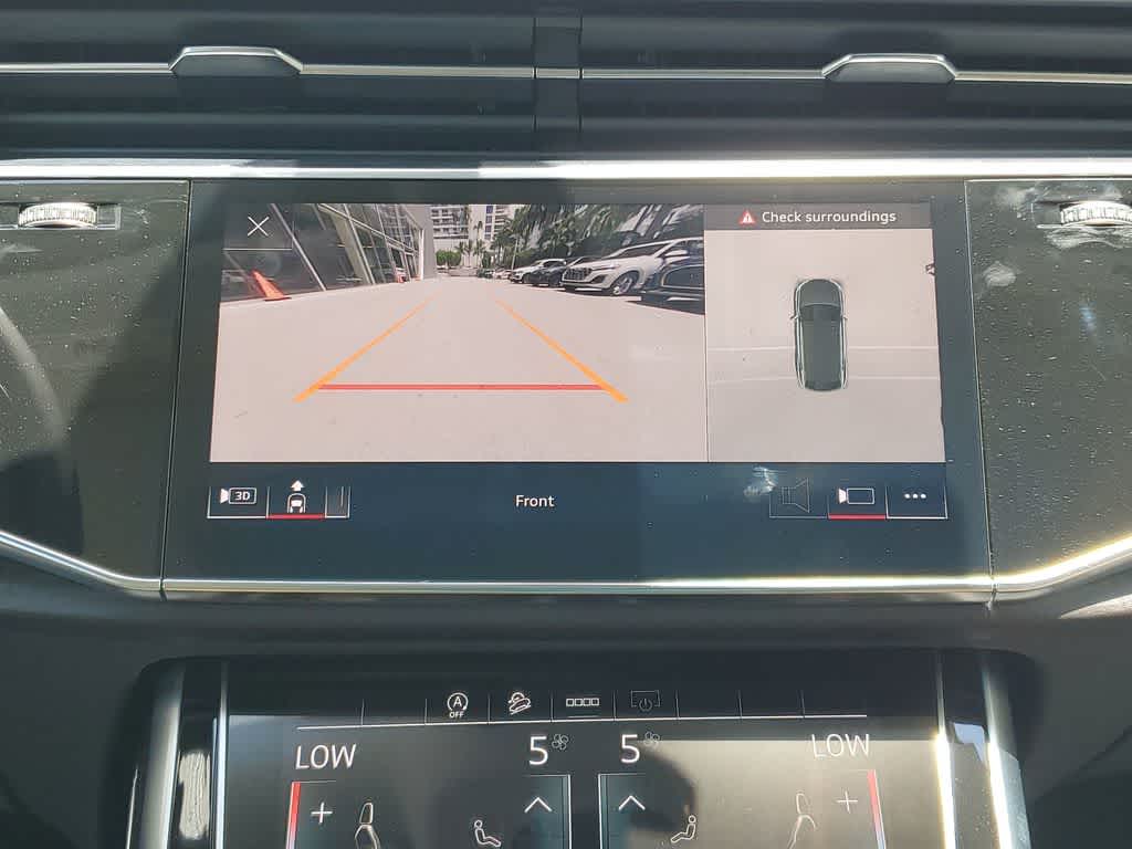 Thumbnail: 2025 Audi Q8 - 21