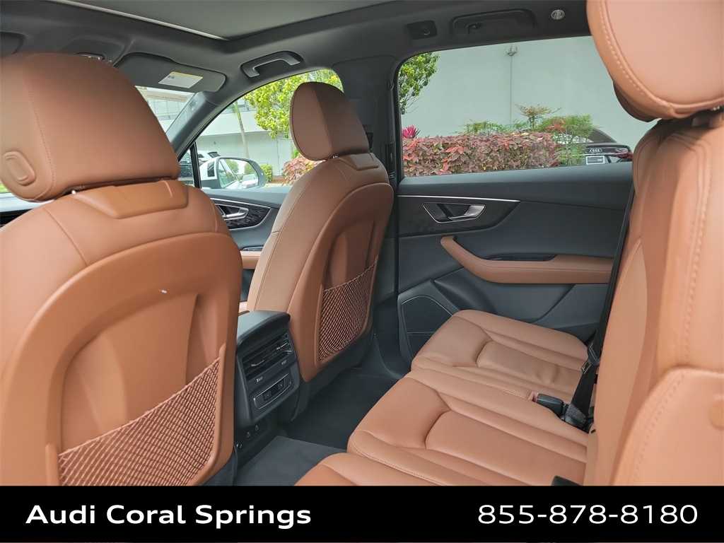 Thumbnail: 2023 Audi Q7 - 20