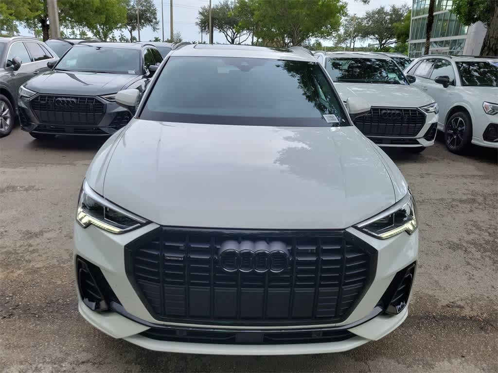 Thumbnail: 2025 Audi Q3 - 6