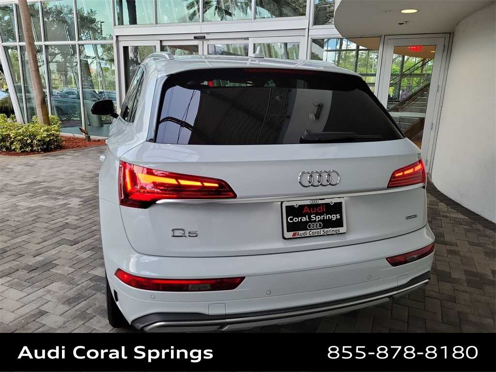 Thumbnail: 2023 Audi Q5 - 4