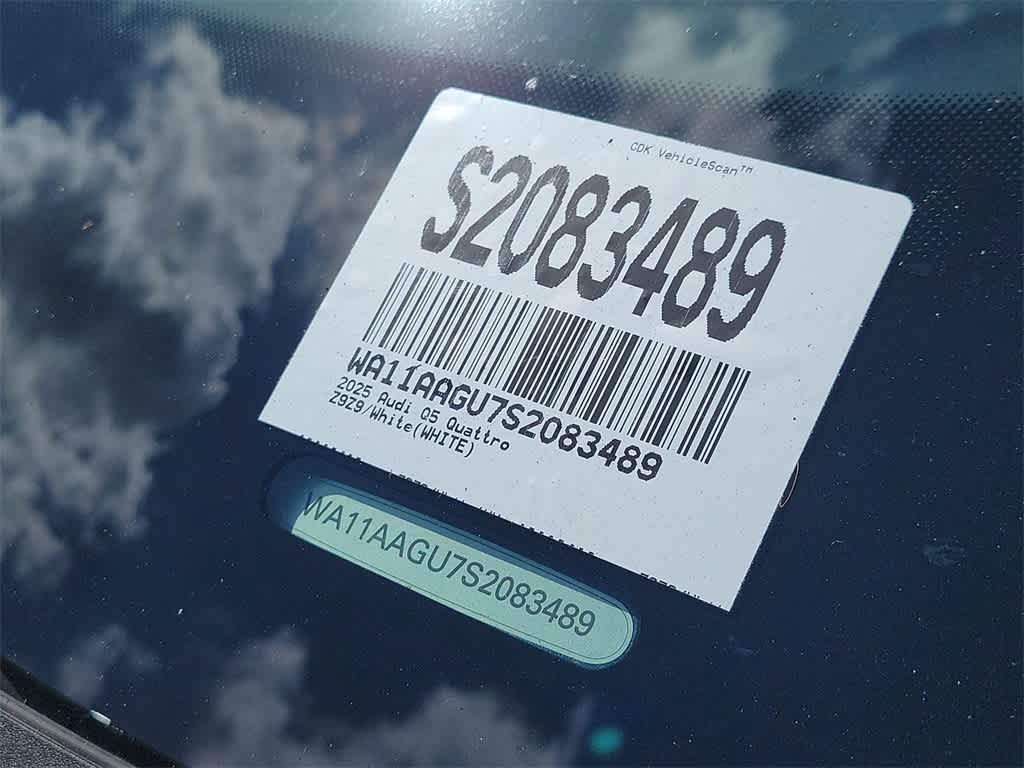 Thumbnail: 2025 Audi Q5 - 21