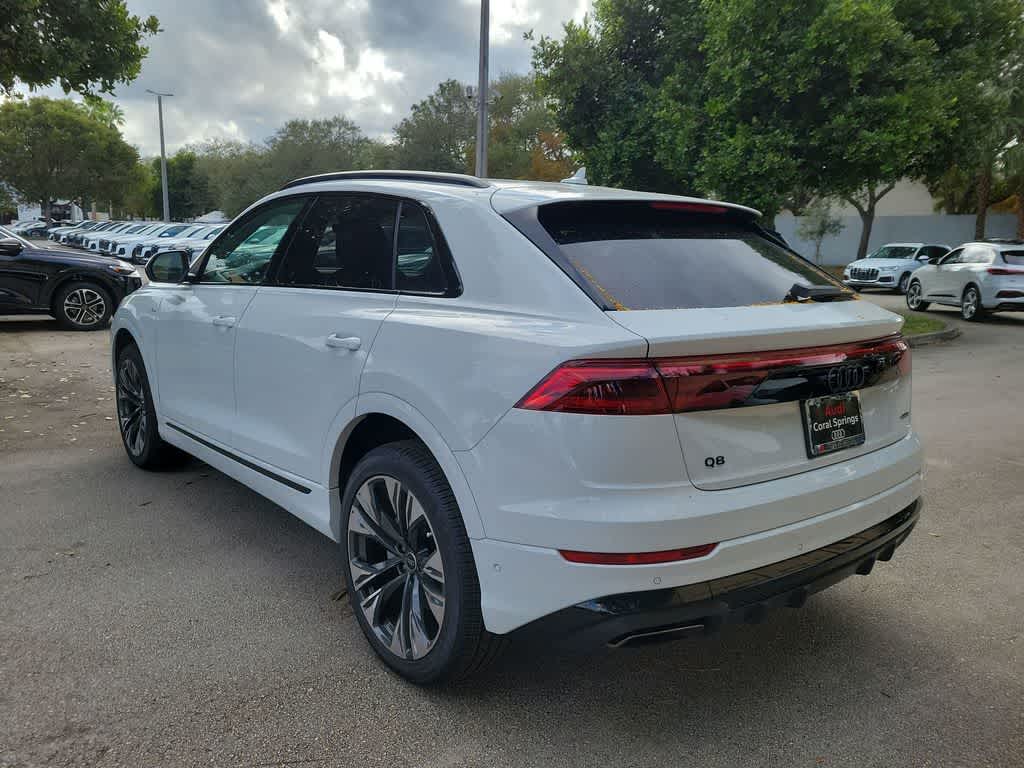 Thumbnail: 2026 Audi Q8 - 12