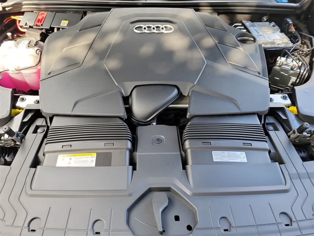 Thumbnail: 2026 Audi Q8 - 17