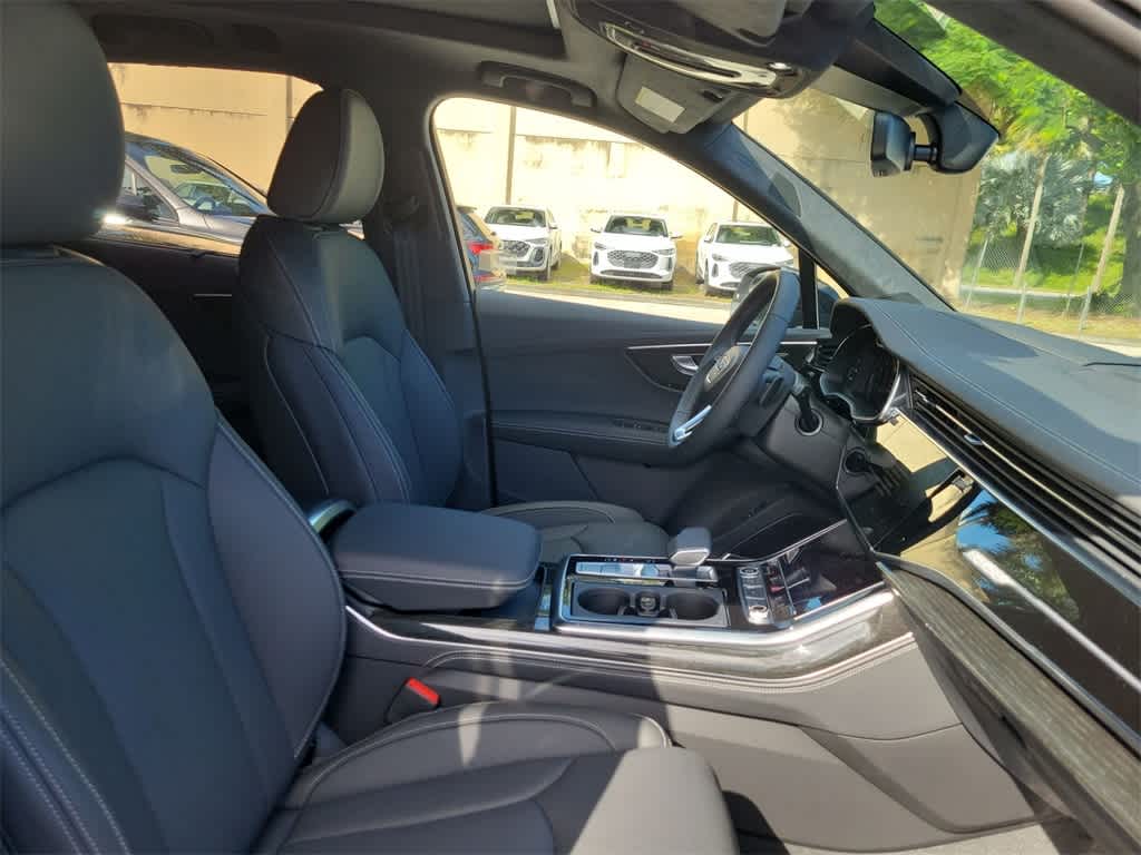 Thumbnail: 2026 Audi Q7 - 14