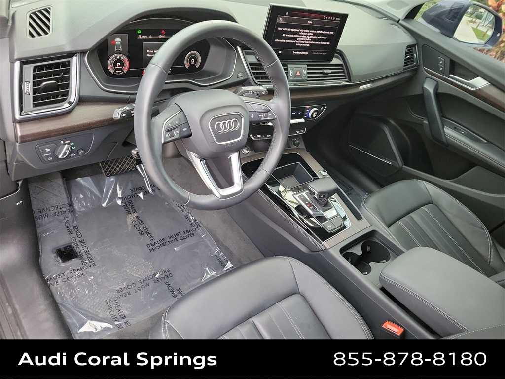 Thumbnail: 2023 Audi Q5 - 10