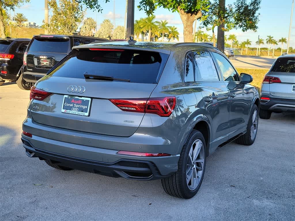 Thumbnail: 2025 Audi Q3 - 8