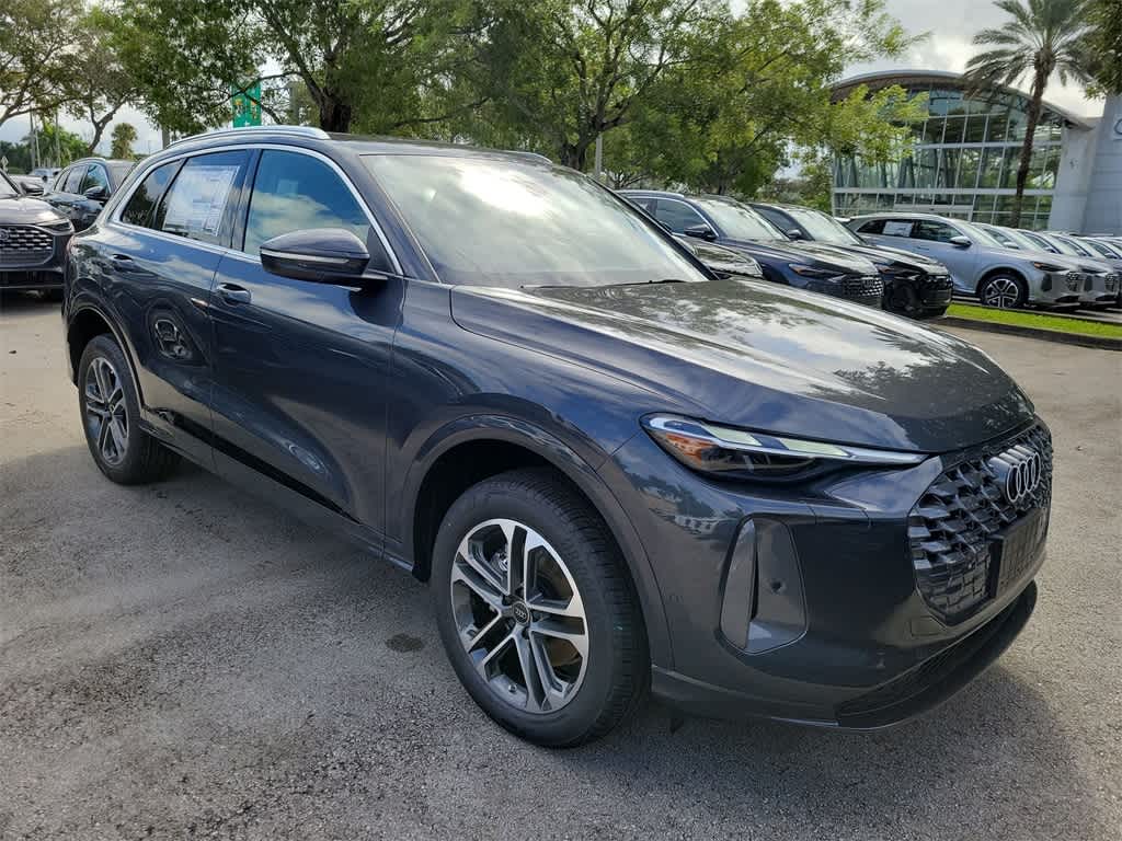 Thumbnail: 2025 Audi Q5 - 6