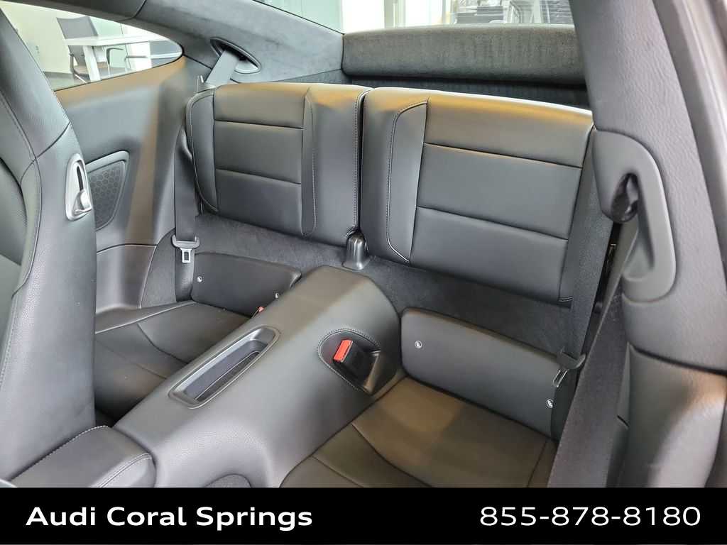 Thumbnail: 2017 Porsche 911 - 13