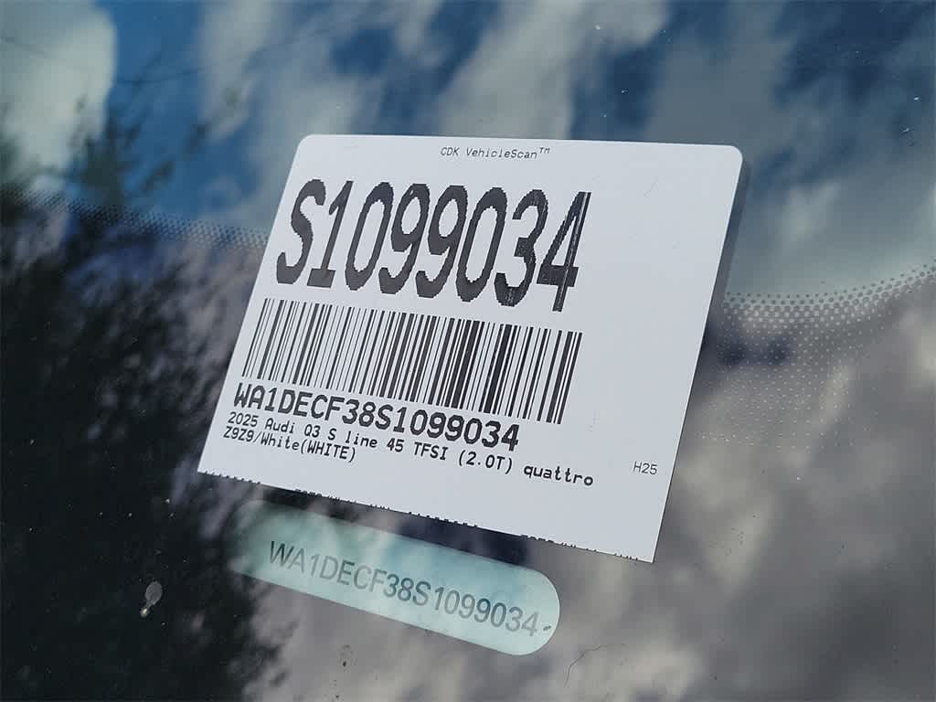 Thumbnail: 2025 Audi Q3 - 21