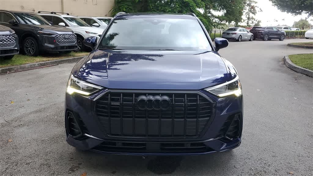 Thumbnail: 2025 Audi Q3 - 14