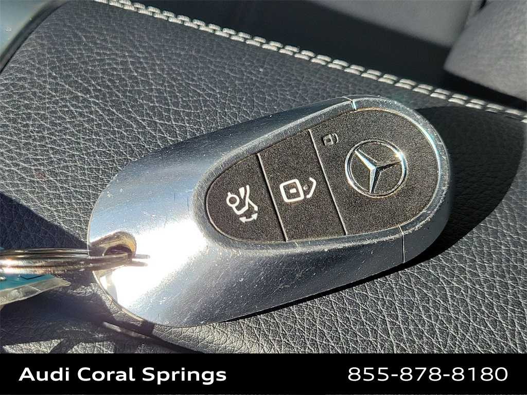 Thumbnail: 2022 Mercedes-Benz C-Class - 28