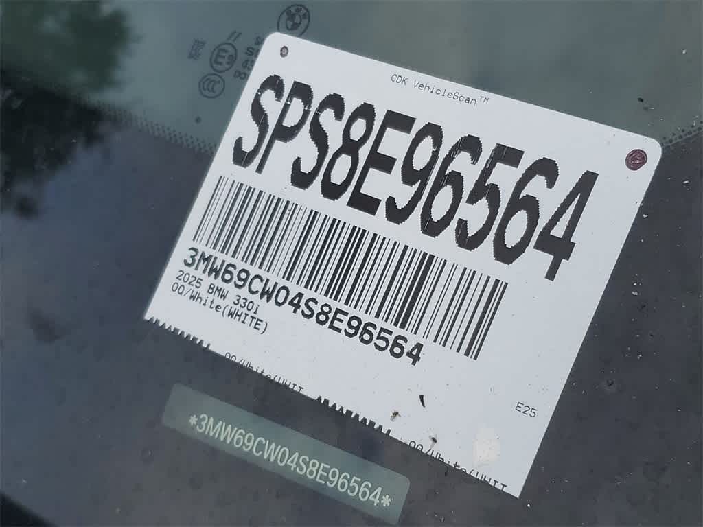2025 BMW 3 Series 330i 29