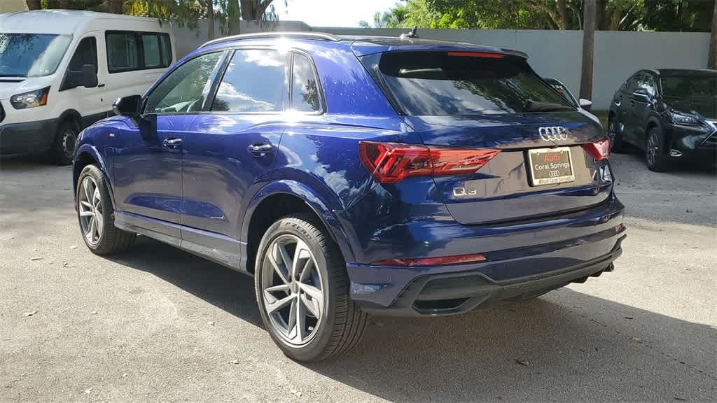 Thumbnail: 2025 Audi Q3 - 12