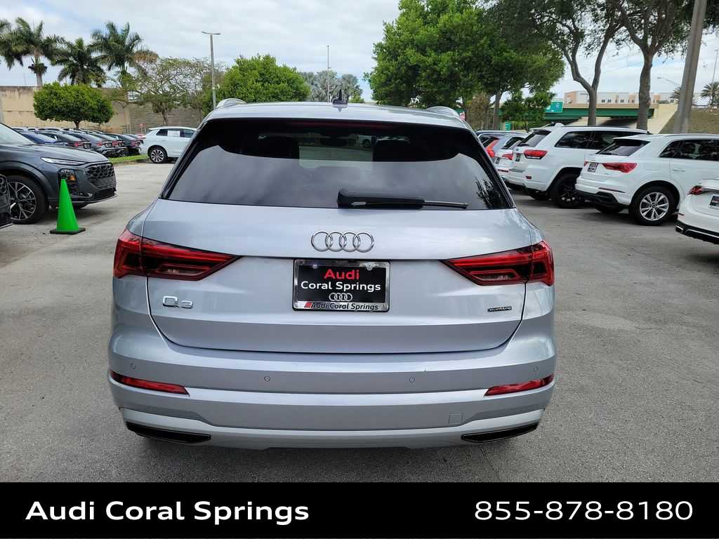 Thumbnail: 2020 Audi Q3 - 7