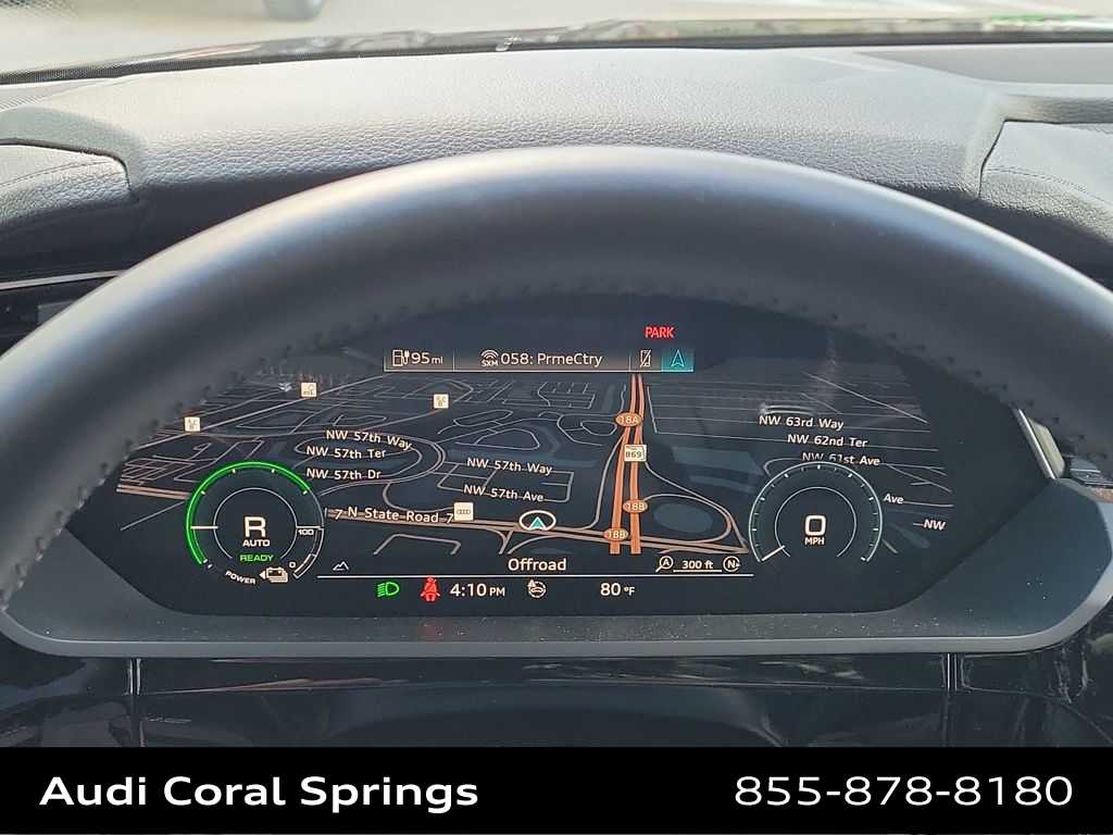 Thumbnail: 2019 Audi e-tron - 26