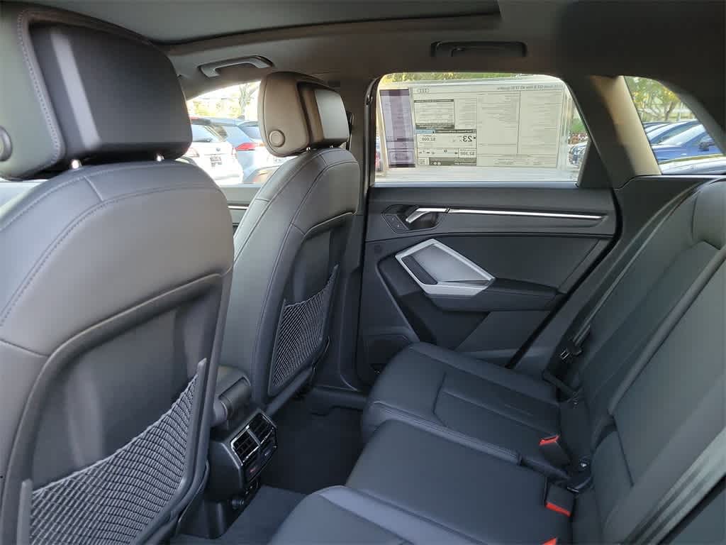 Thumbnail: 2025 Audi Q3 - 20