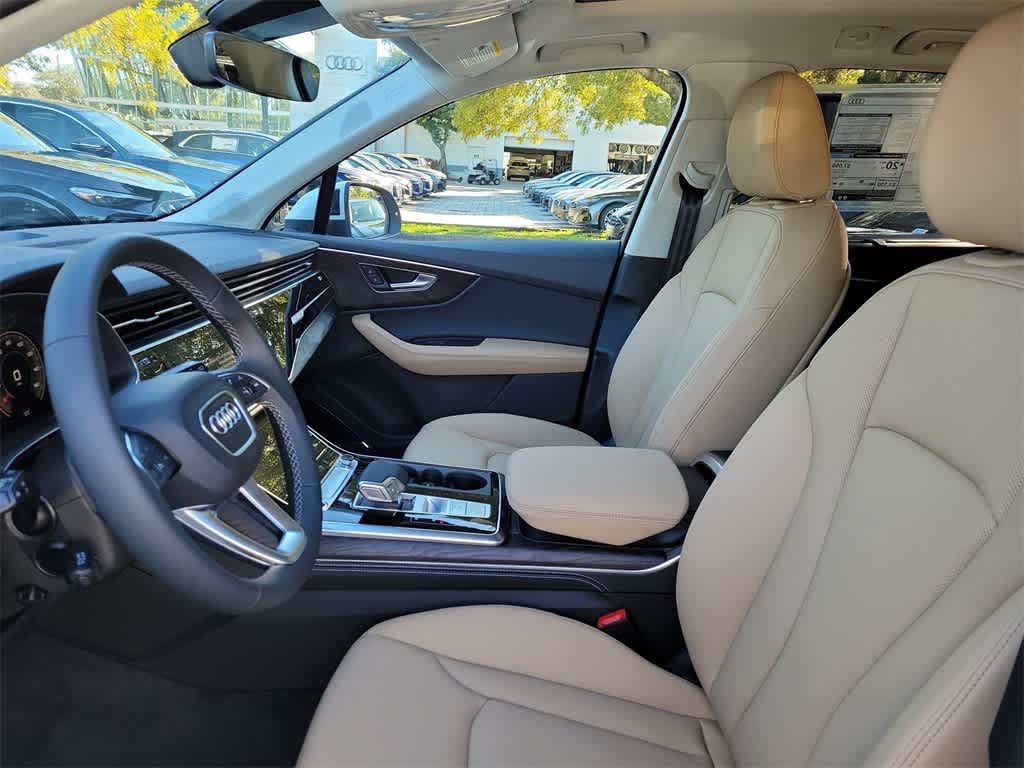 Thumbnail: 2026 Audi Q7 - 11