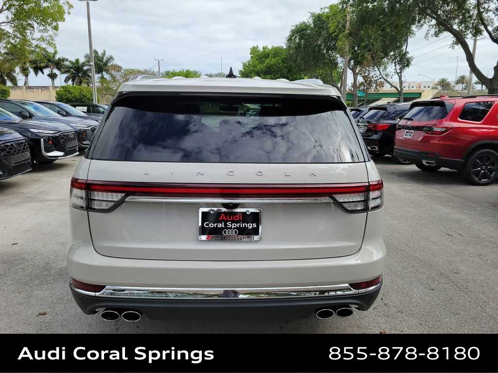 Thumbnail: 2023 Lincoln Aviator - 7