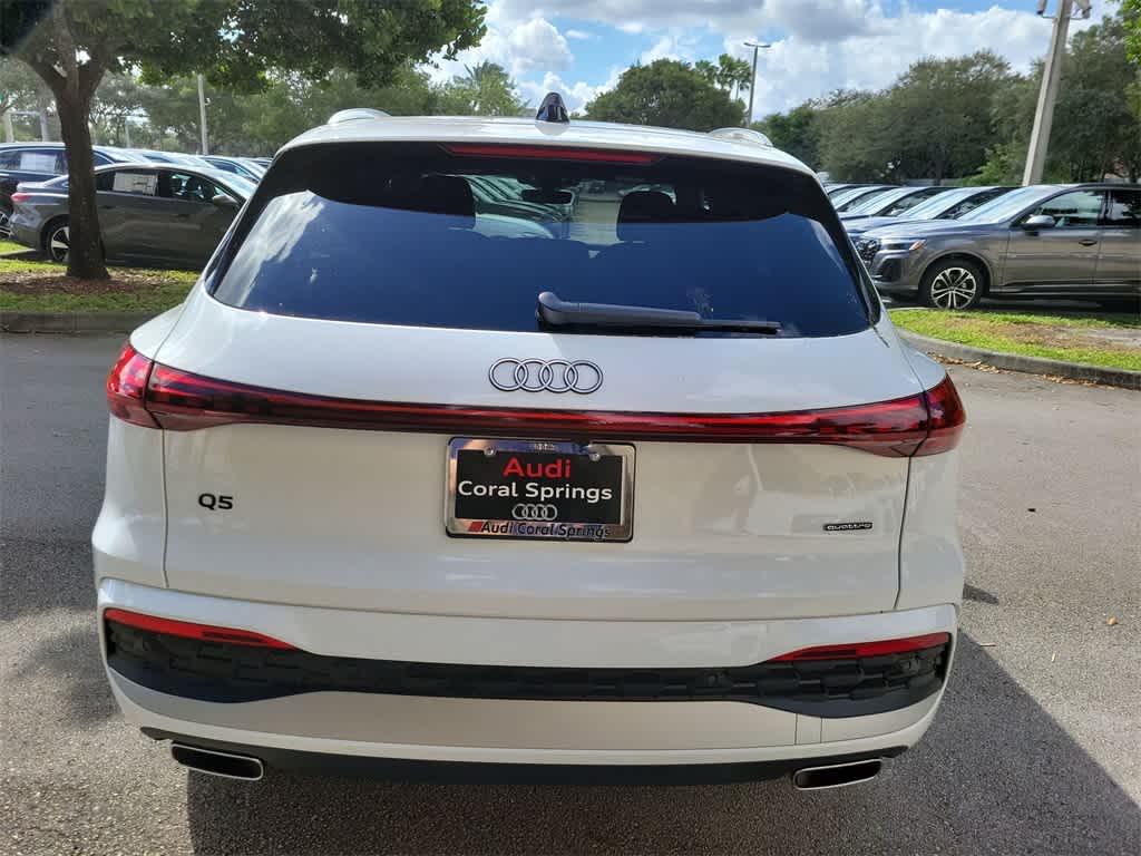 Thumbnail: 2025 Audi Q5 - 13