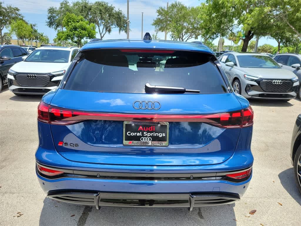 Thumbnail: 2025 Audi SQ6 e-tron - 5