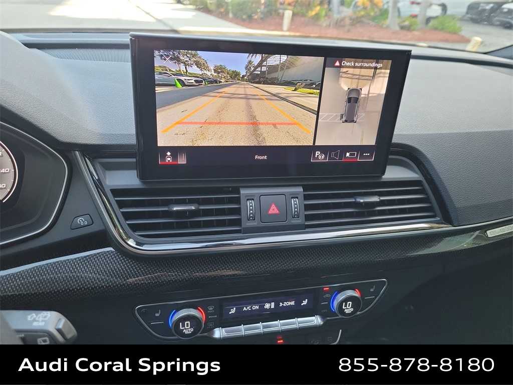 Thumbnail: 2023 Audi SQ5 - 16