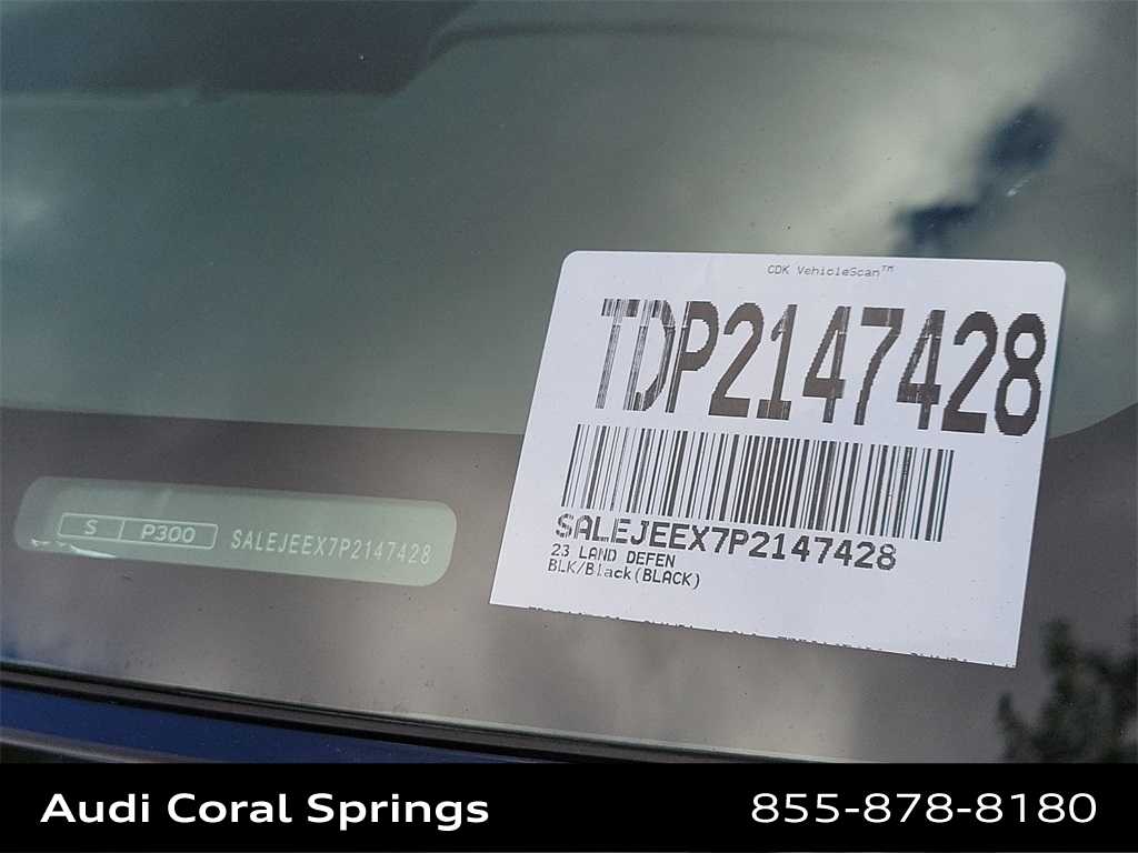 Thumbnail: 2023 Land Rover Defender - 29