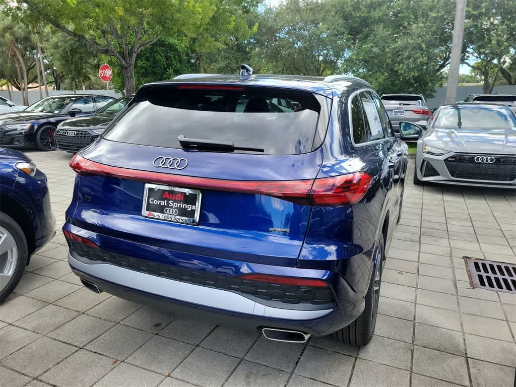 Thumbnail: 2025 Audi Q5 - 4