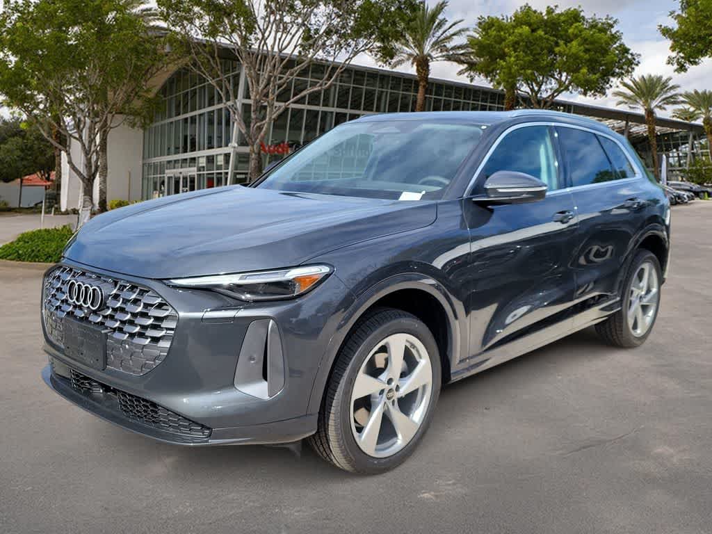 Thumbnail: 2026 Audi Q5 - 1