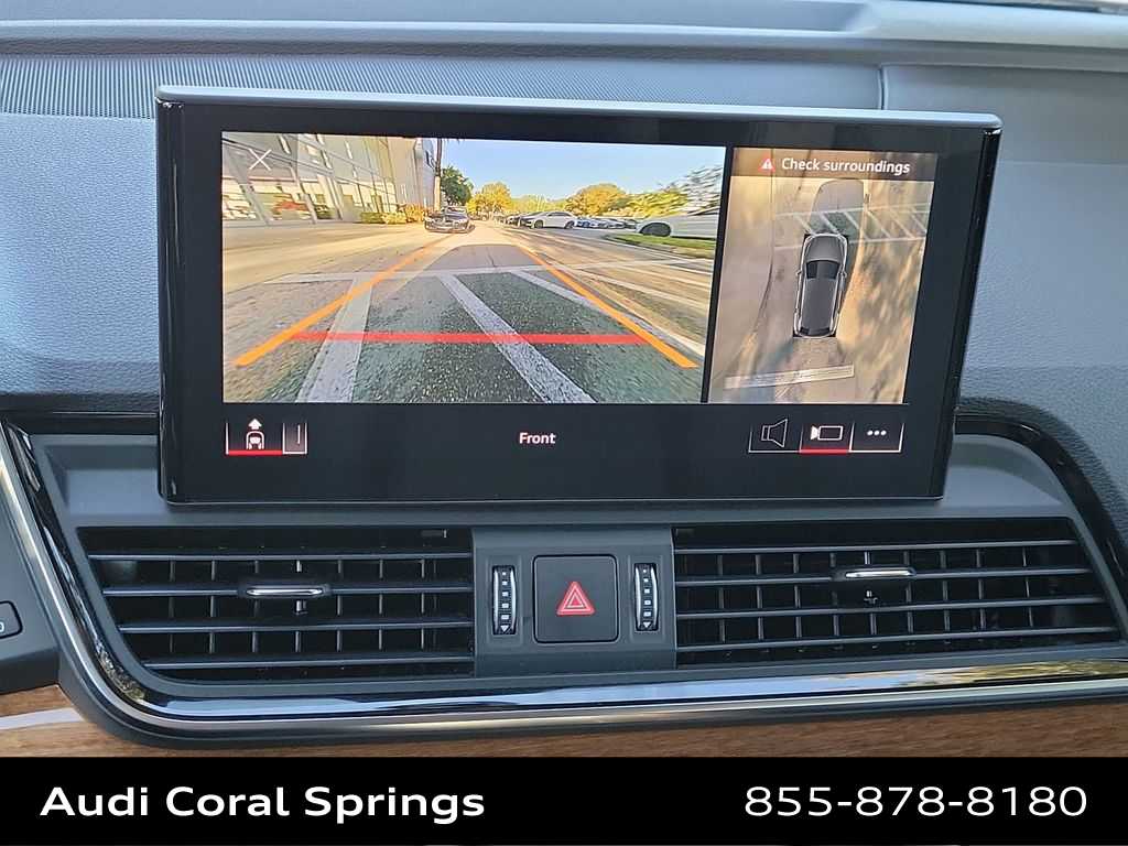 Thumbnail: 2023 Audi Q5 - 24