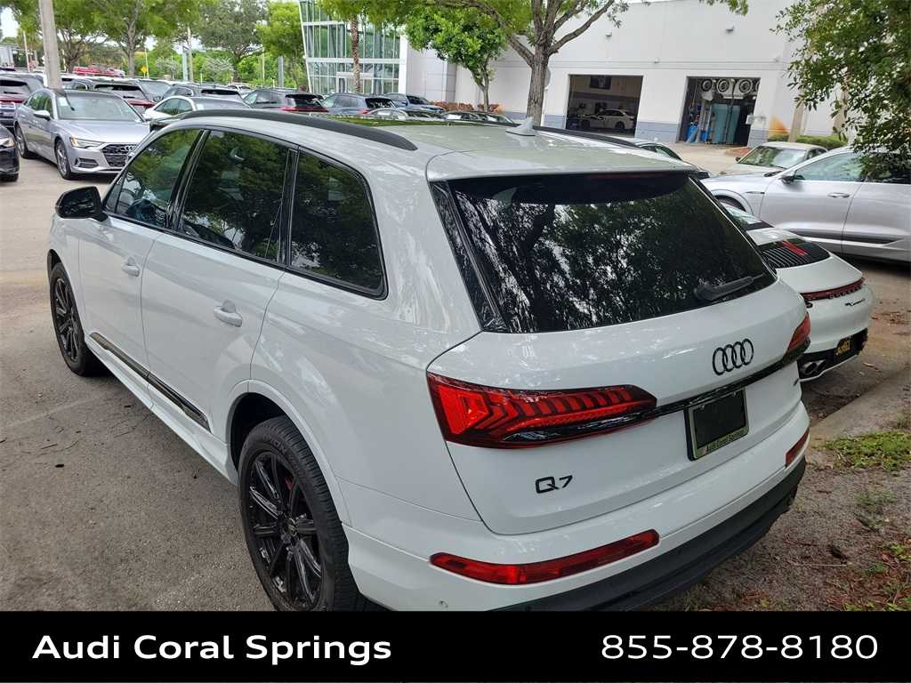 Thumbnail: 2023 Audi Q7 - 24